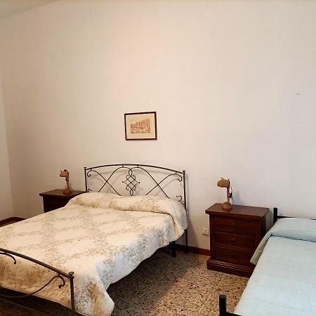 Antica Casa Ceccardi Apartment ลีวอร์โน ภายนอก รูปภาพ