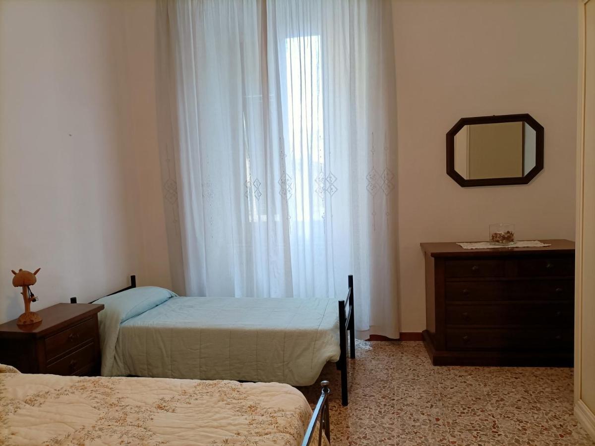 Antica Casa Ceccardi Apartment ลีวอร์โน ภายนอก รูปภาพ